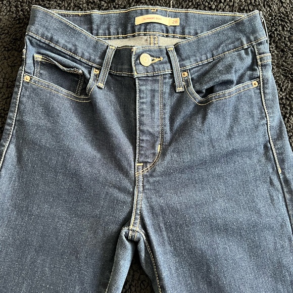 Levi’s Women’s Jeans Slimming Boots Waist 28 - Picture 2 of 5